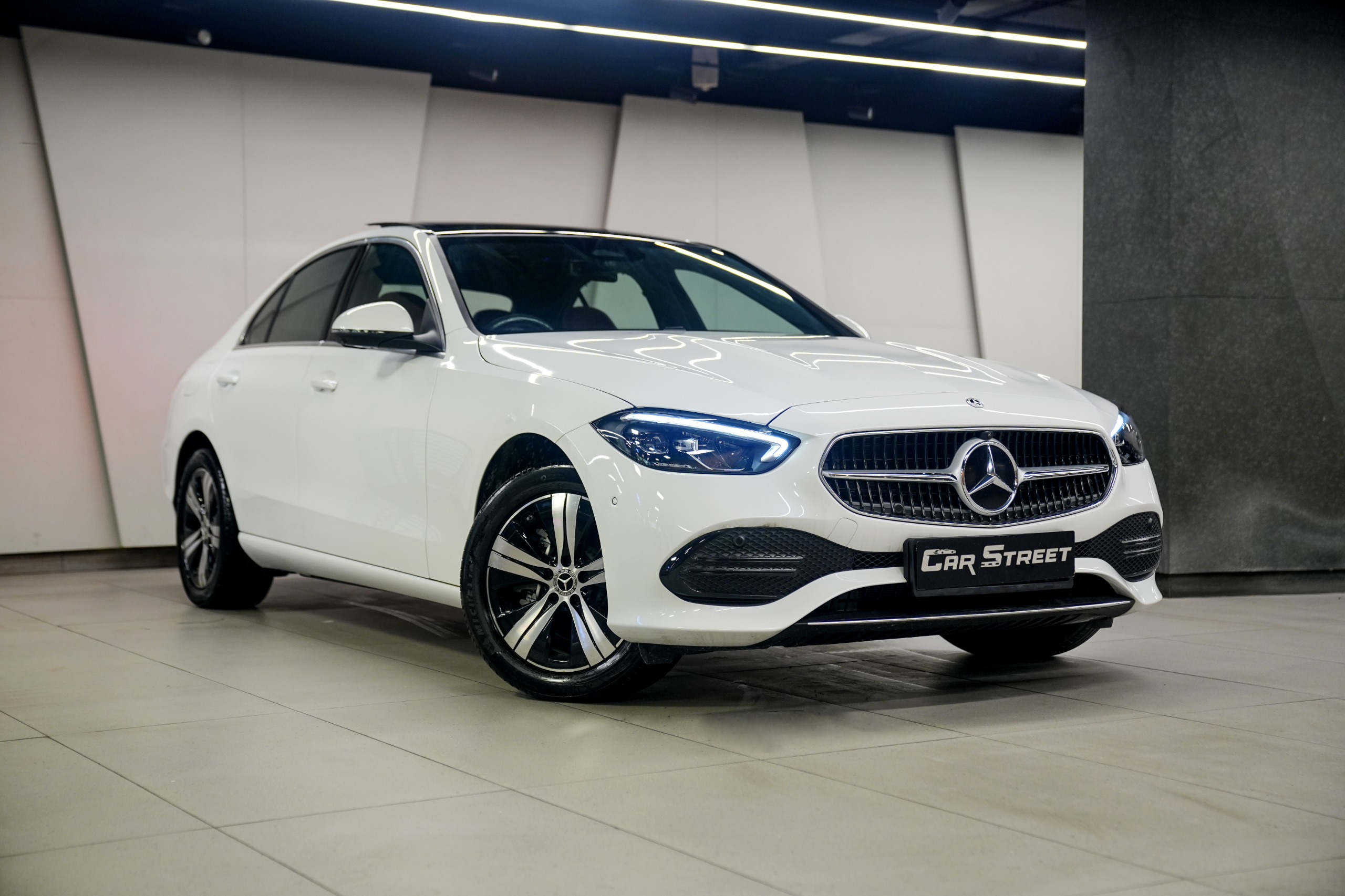 Mercedes-Benz C-Class C200